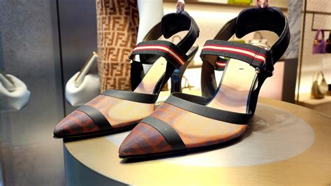 fendi colibri shoes.